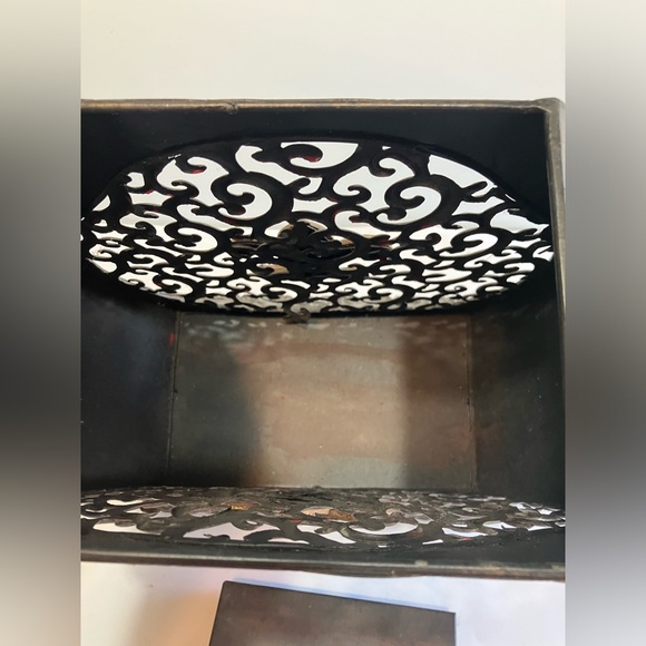 Ornate Brown and Gold Fleur-de-Lis Decorative Accent - Picture 7 of 10